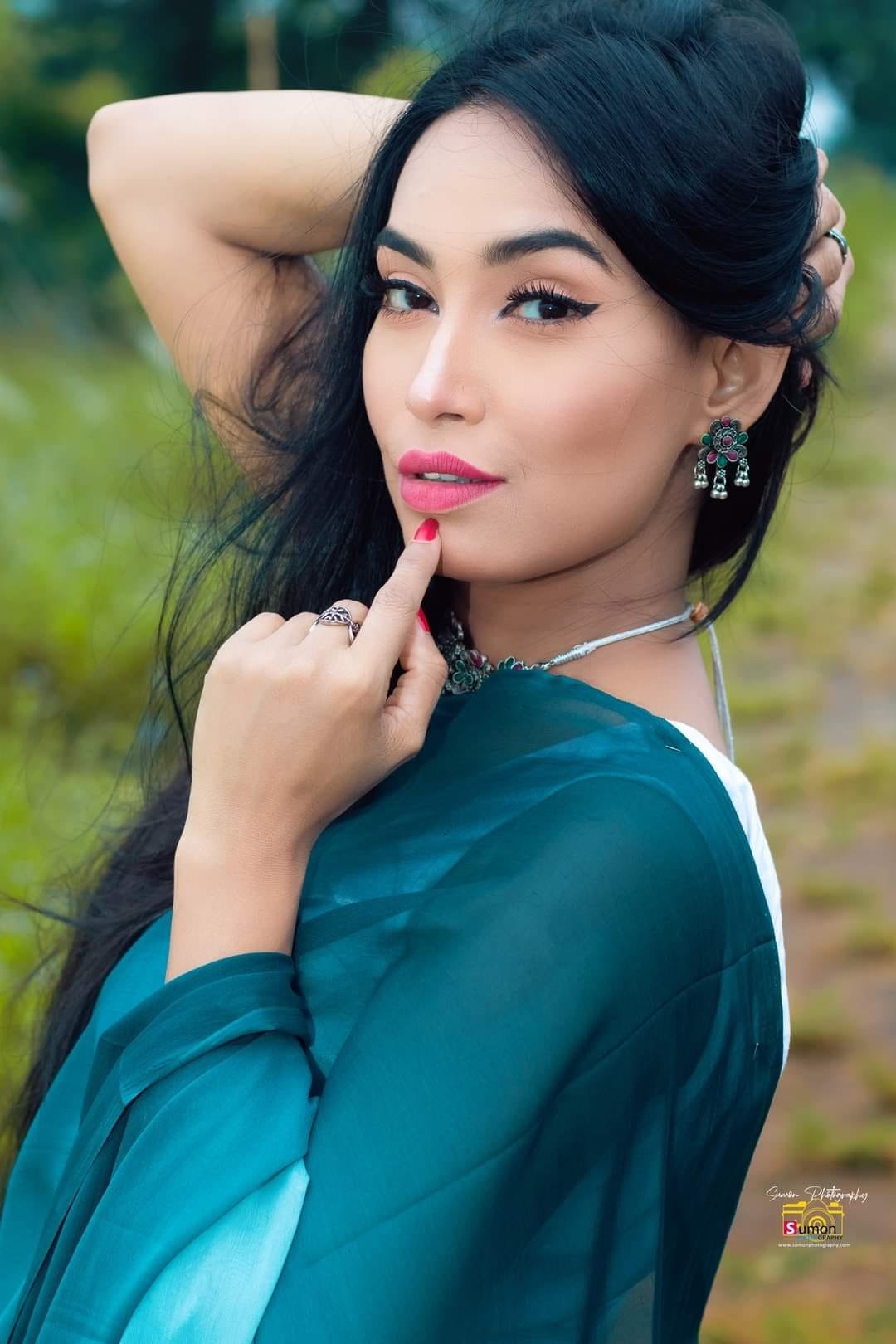 Kashful Photoshoot Tanisha Sana 2023 (5)