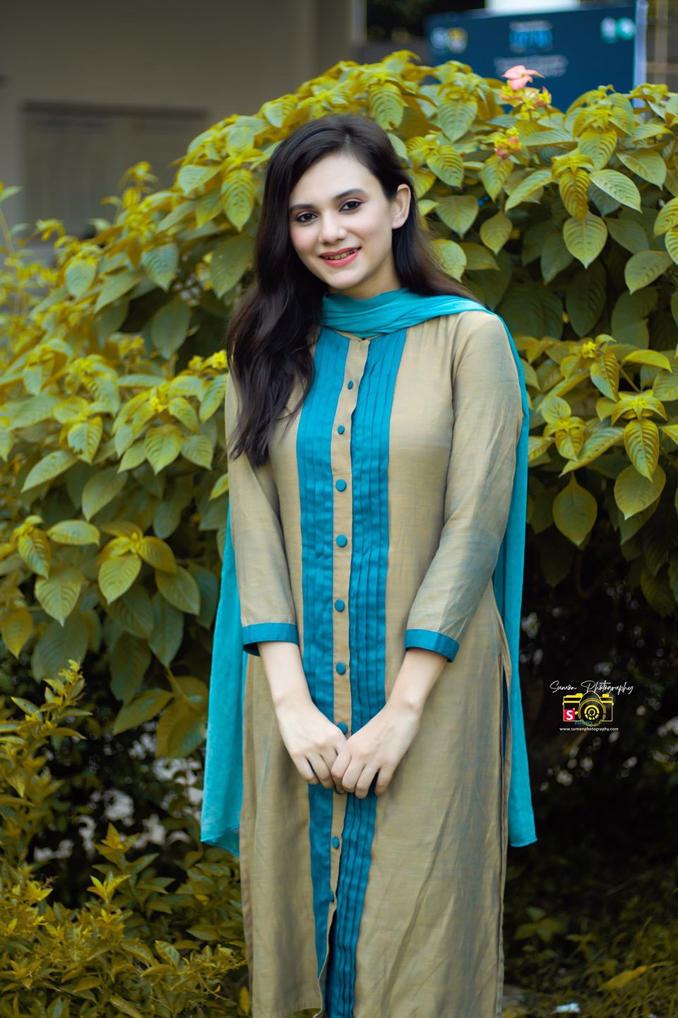 Outdoor Classic Photoshoot Ayesha Labonno- 2023 (15)