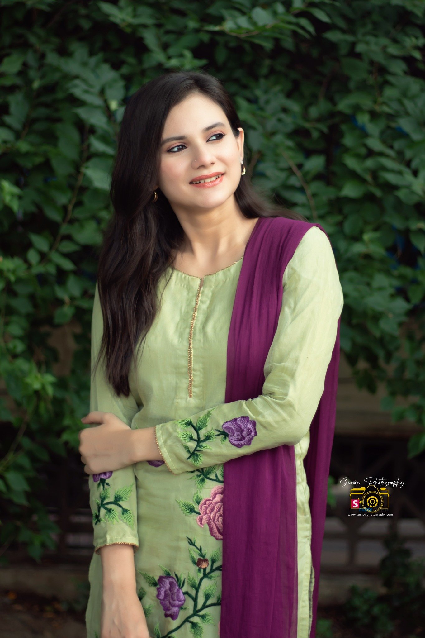 Outdoor Classic Photoshoot Ayesha Labonno- 2023 (6)
