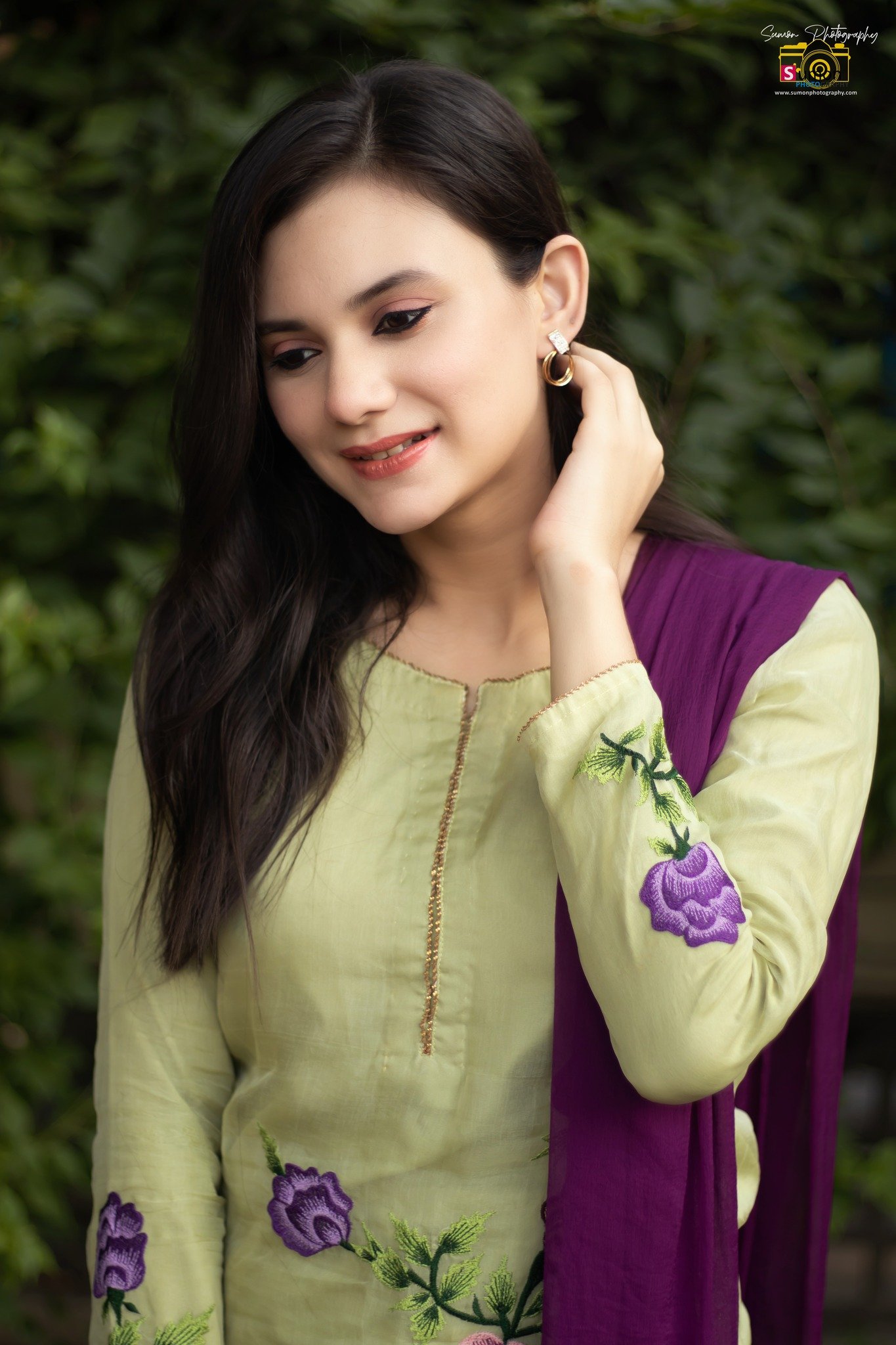 Outdoor Classic Photoshoot Ayesha Labonno- 2023 (7)